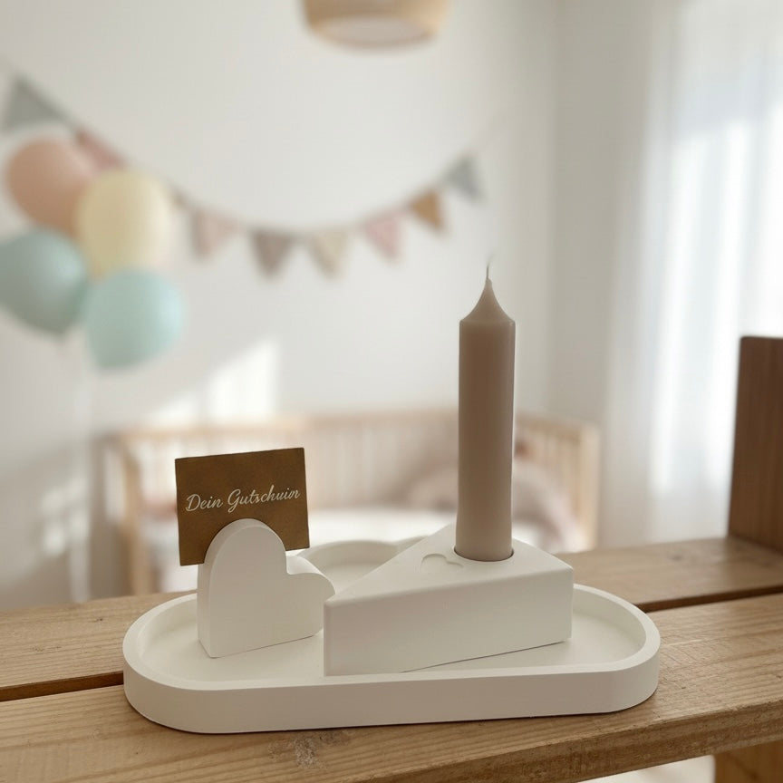 Geschenkset Geburtstags-Tablett mit Tortenstück und Kerze & integriertem Gutscheinhalter – Handmade