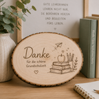 Personalisierte Holzscheibe mit Gravur „Bücher“ – individuelles Erinnerungsgeschenk mit Wunschtext