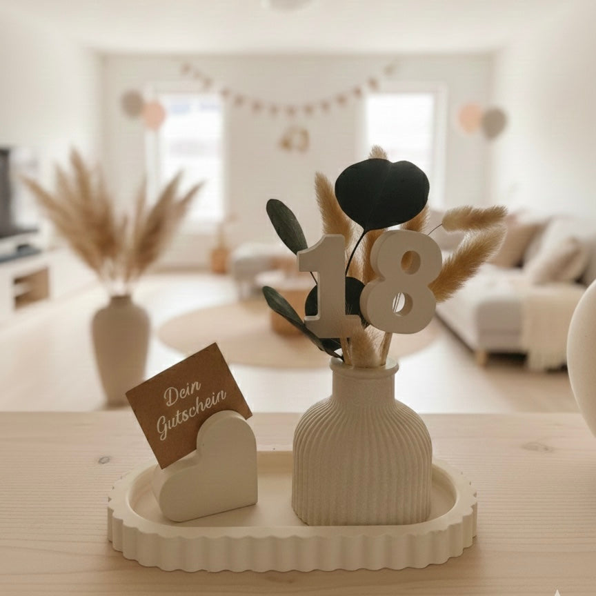 Geschenkset Geburtstag mit Trockenblumen-Vase & integriertem Gutscheinhalter – Handmade auf ovalem Tablett