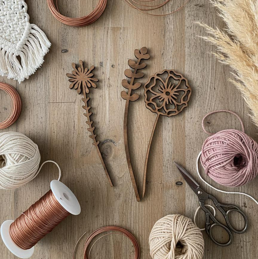 DIY Bastelset Holzklötze mit gelaserten Holzblumen (8-teilig)
